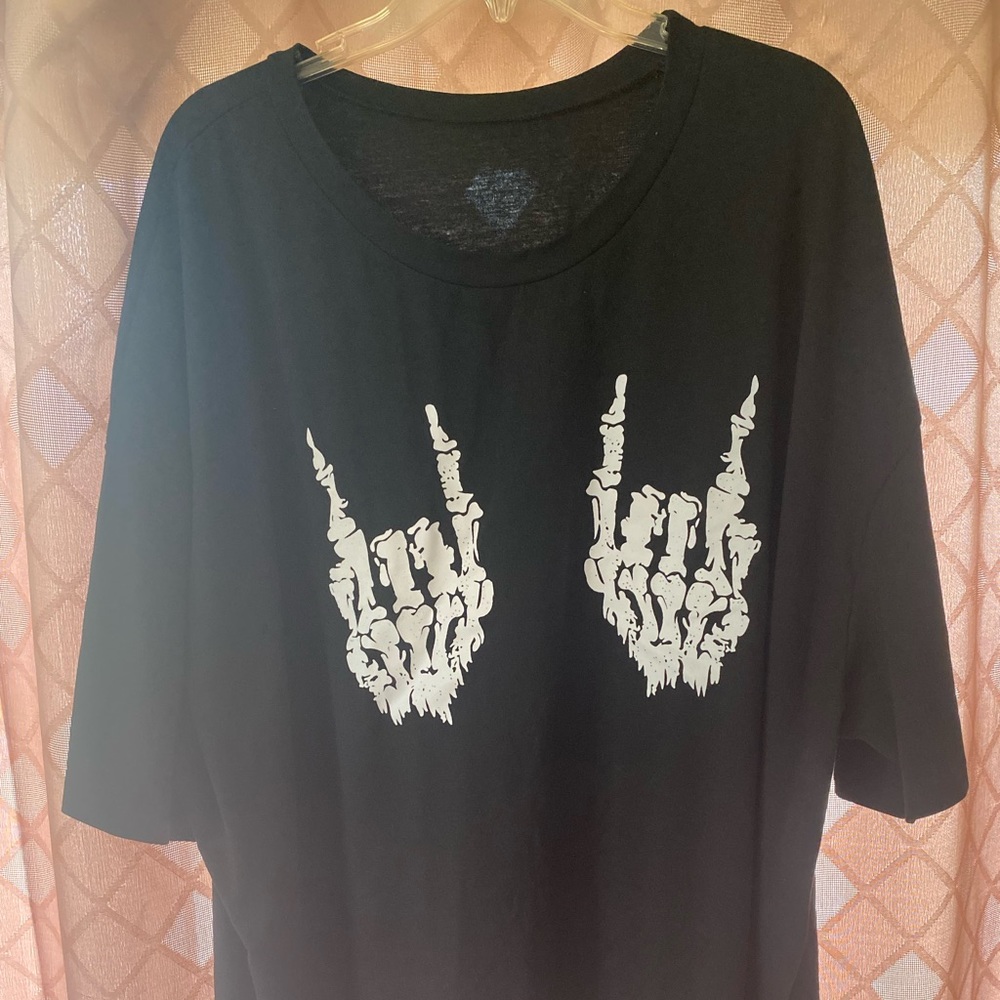 ‘Rock-on’ skeleton hand t-shirt